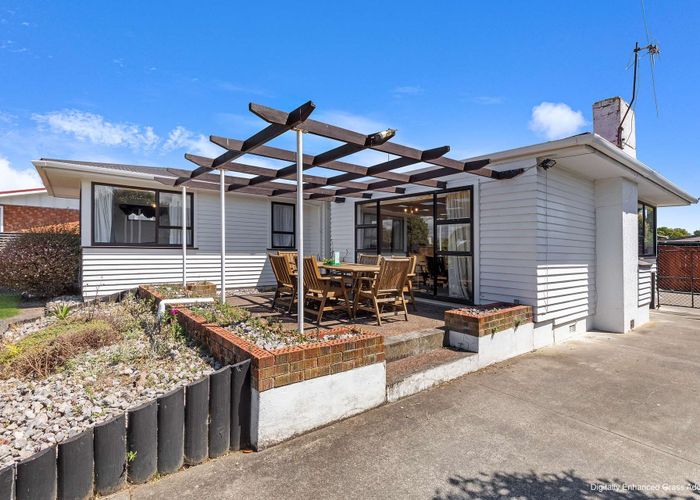  at 76 Rugby Street, Awapuni, Palmerston North, Manawatu / Whanganui