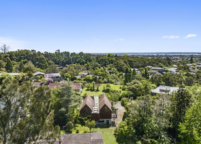  at 234 Old Titirangi Road, Titirangi, Waitakere City, Auckland