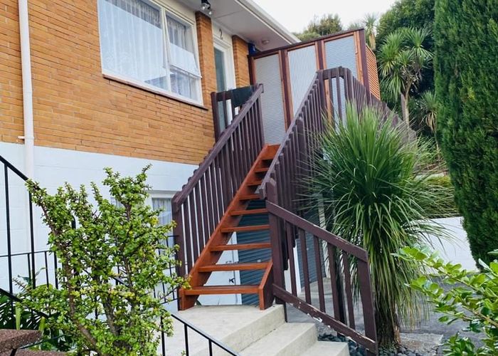  at 2/16 Windermere Crescent, Blockhouse Bay, Auckland City, Auckland