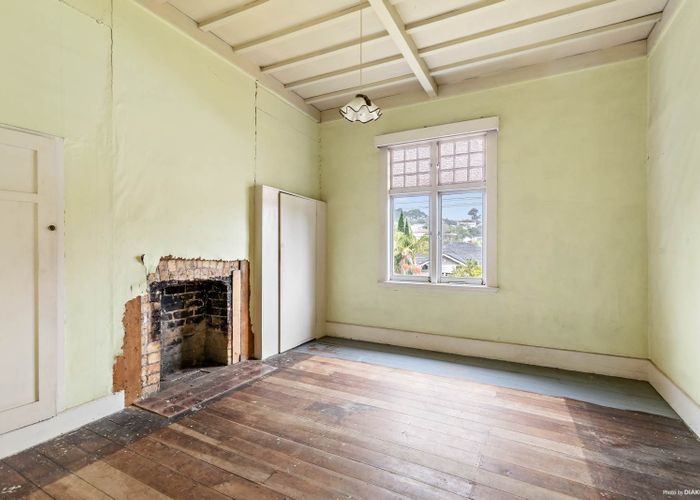  at 15 Rangitoto Avenue, Remuera, Auckland