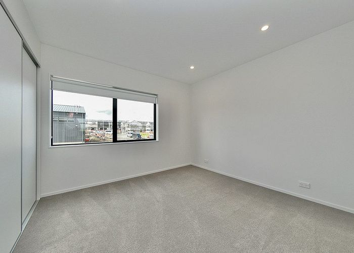  at 14 Rorida Lane, Flat Bush, Manukau City, Auckland