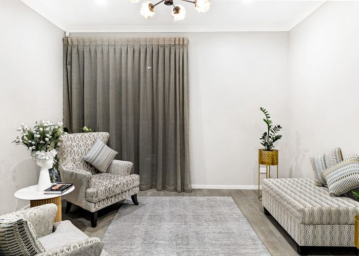  at 19  Tinaku Road, Flat Bush, Manukau City, Auckland