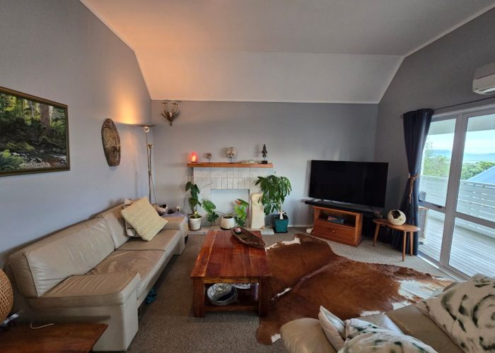  at 18 Kohutuhutu Rd, Raumati Beach, Kapiti Coast, Wellington