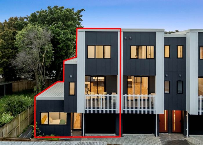  at Lot 7 / 220 Pakuranga Road, Pakuranga Heights, Manukau City, Auckland