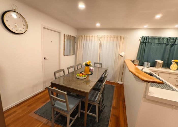  at 4 Lynngate Place, Hillcrest, North Shore City, Auckland