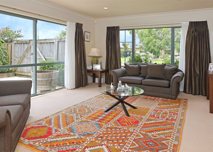  at 4 Checkerberry Court, Henderson, Auckland