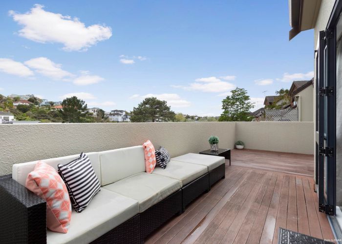  at 12/19 Langana Avenue, Browns Bay, Auckland