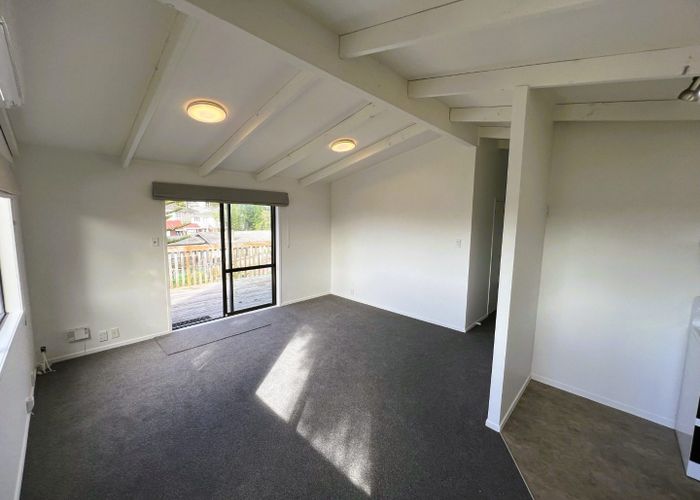  at 537a Glenfield Road, Glenfield, North Shore City, Auckland