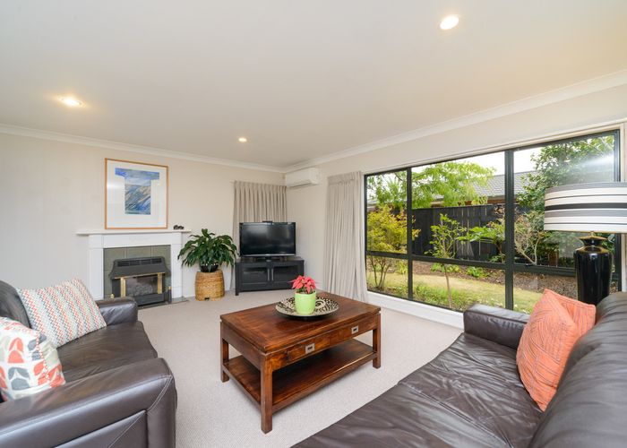  at 135 Summerhill Drive, Fitzherbert, Palmerston North
