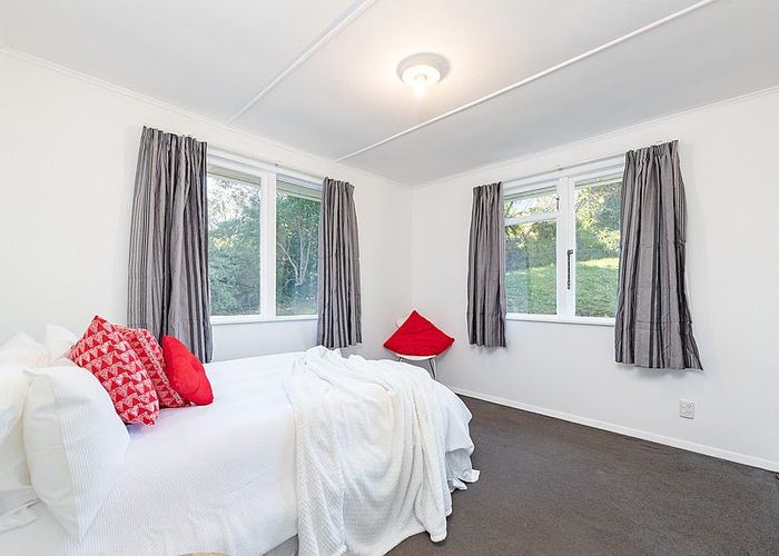  at 191 Mungavin Avenue, Cannons Creek, Porirua
