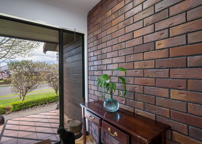  at 6 Saint James Avenue, Richmond, Richmond