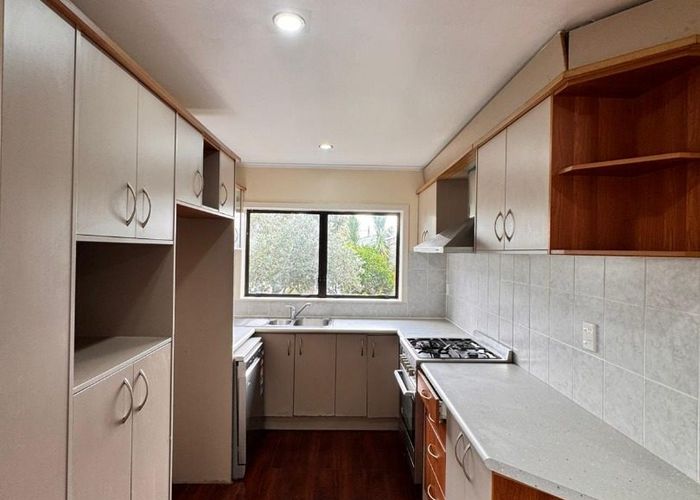  at New Lynn, Waitakere City, Auckland