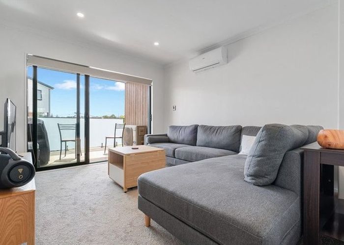 at 7/25 Griffen Park Road, Mount Roskill, Auckland City, Auckland