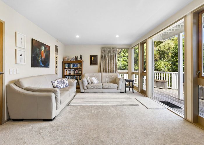  at 32 Kotari Road, Days Bay, Lower Hutt