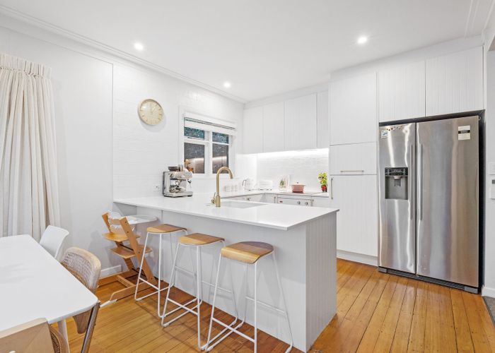  at 50 Centaurus Road, Cashmere, Christchurch City, Canterbury