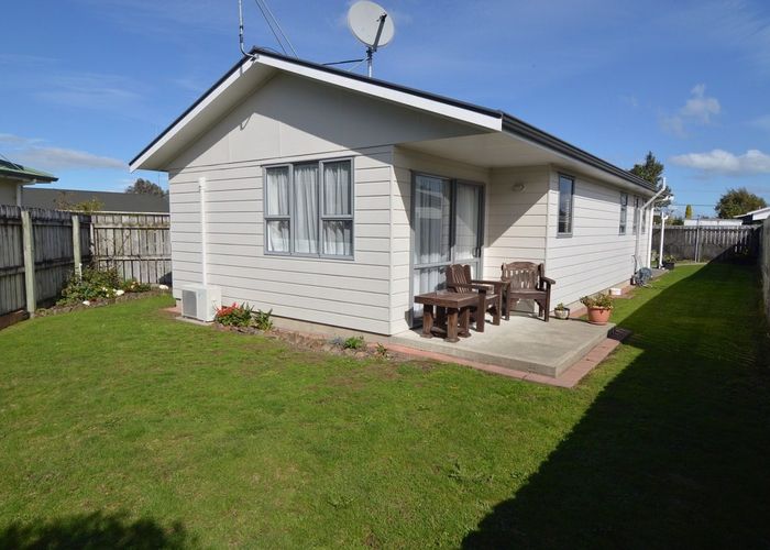  at 44 William Wong Place, Carterton