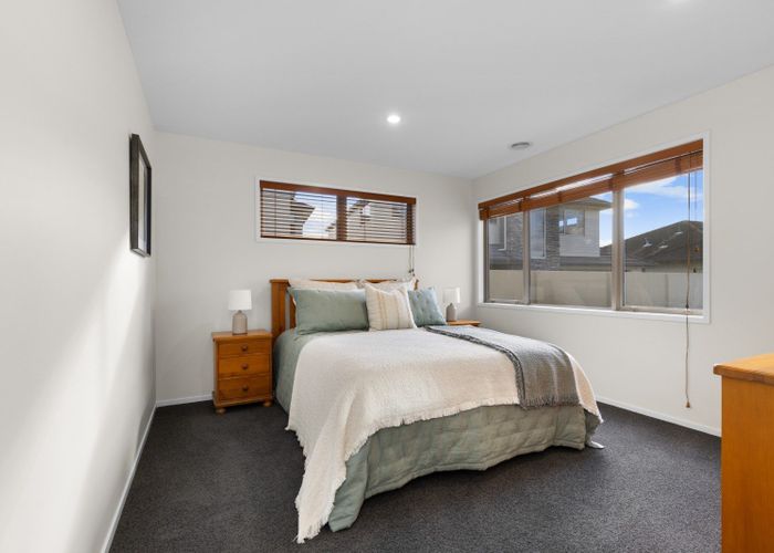  at 21 Dalethorpe Avenue, Fairfield, Hamilton
