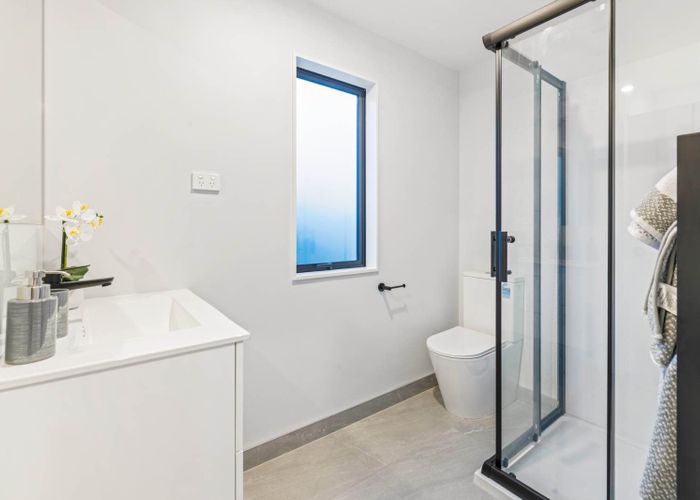  at 1/59 Saralee Drive, Manurewa, Manukau City, Auckland