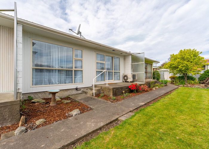  at 2/58 Ranui Avenue, Waimataitai, Timaru, Canterbury