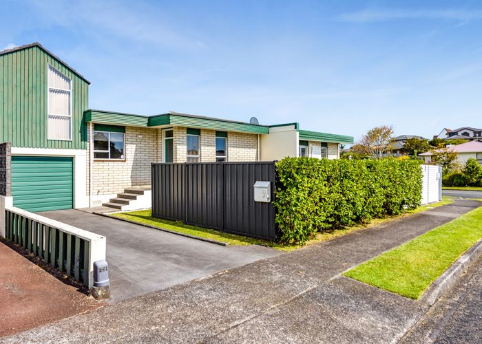  at 5B Riversdale Drive, Merrilands, New Plymouth