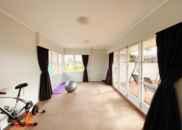  at 2  Mayfair Avenue, Chartwell, Hamilton, Waikato