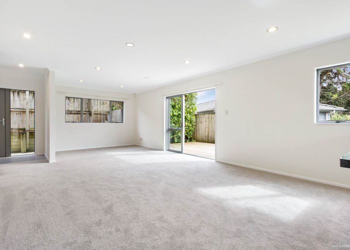  at 41 Clover Drive, Henderson, Auckland