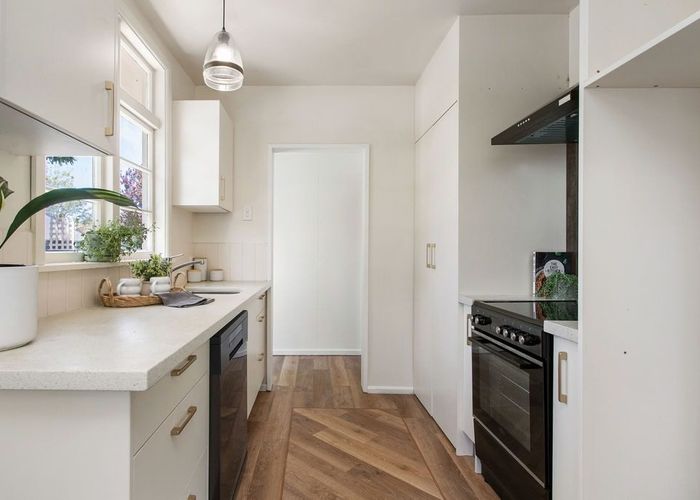  at 14 Scotston Avenue, St. Albans, Christchurch City, Canterbury