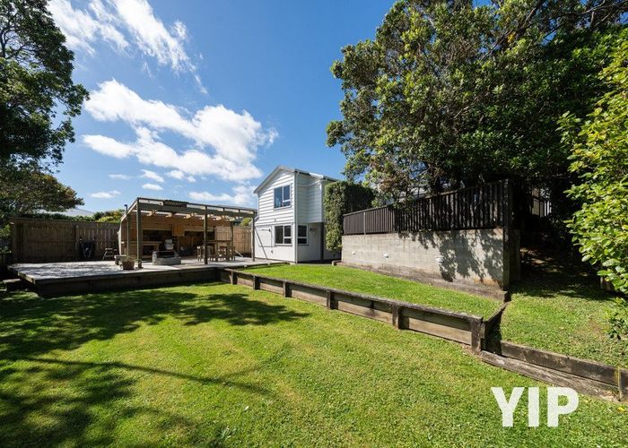  at 15 Robert Street, Newlands, Wellington, Wellington