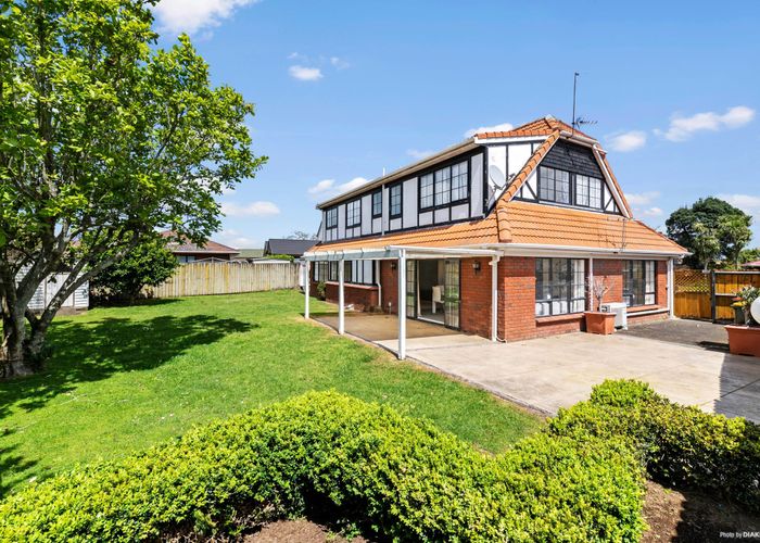  at 8 Reynard Terrace, Conifer Grove, Takanini