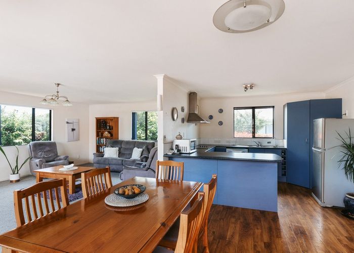  at 9A Beach Street, Whakatane