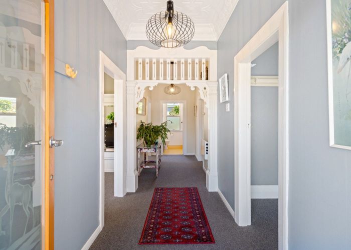  at 18 Northview Crescent, Belleknowes, Dunedin