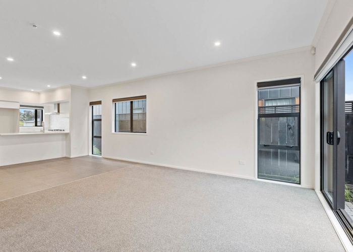  at 12 Manarini Road, Westgate, Waitakere City, Auckland