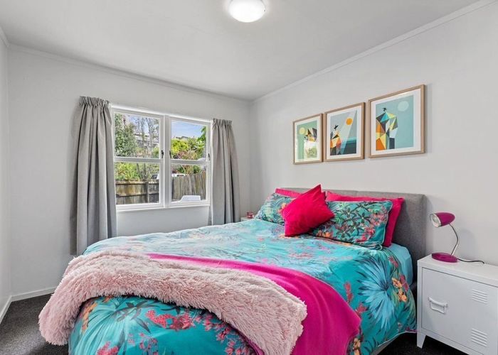  at 16B Russell Place, Brookfield, Tauranga, Bay Of Plenty