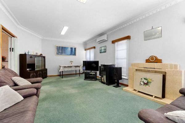  at 11 Charles Crescent, Beerescourt, Hamilton