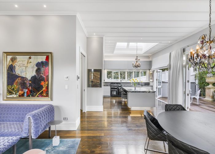  at 86 Sarsfield Street, Herne Bay, Auckland