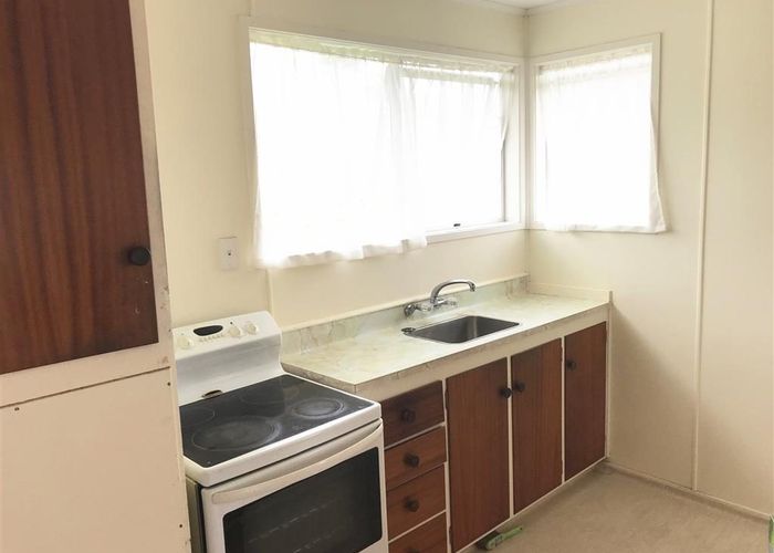  at 22 Kelman Road, Kelston, Waitakere City, Auckland