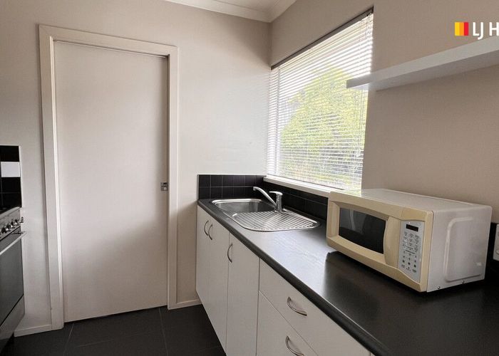  at 8 Camp Street, Broad Bay, Dunedin