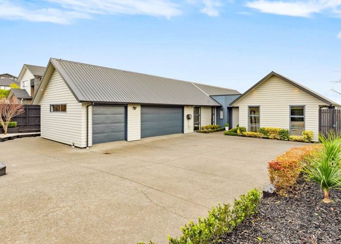  at 36 Karo Road, Beachlands, Auckland