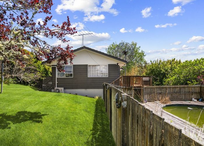  at 6 Theban Place, Totara Vale, North Shore City, Auckland