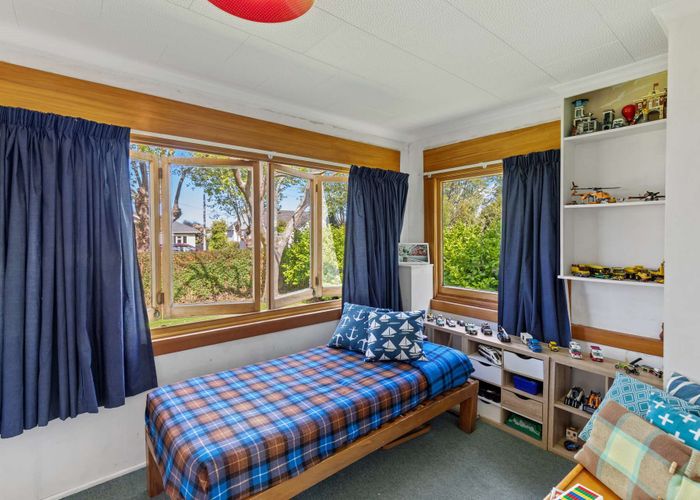  at 16 Kent Road, Saint Johns Hill, Whanganui