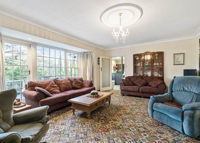  at 128 Mountain Road, Epsom, Auckland