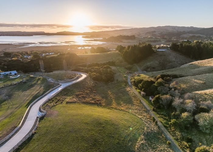 For sale Lot 4, 46 Paekakariki Hill Road, Pauatahanui, Porirua