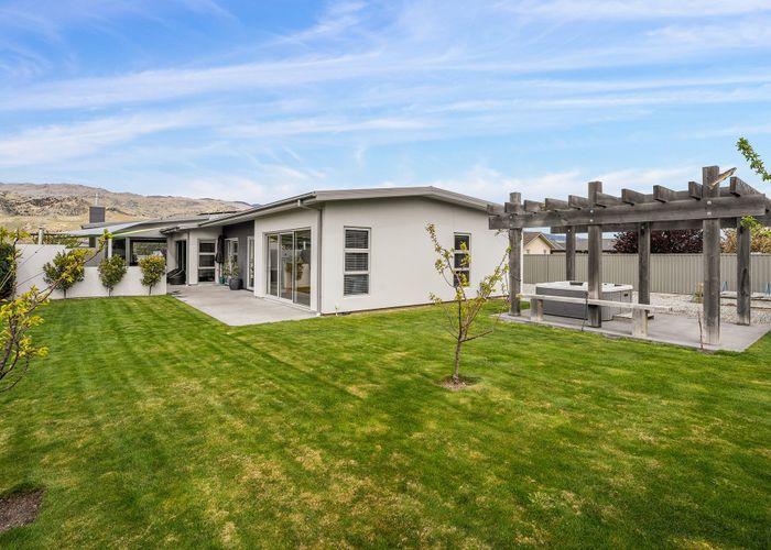  at 15 De Bettencor Place, Mount Pisa