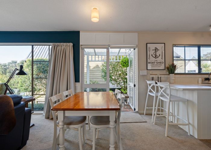  at 8A Cassis Place, Crofton Downs, Wellington, Wellington