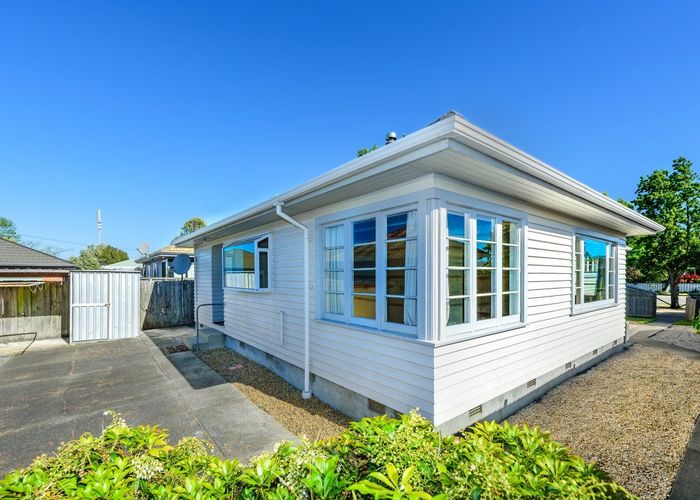  at 304 Wairakei Road, Bryndwr, Christchurch City, Canterbury