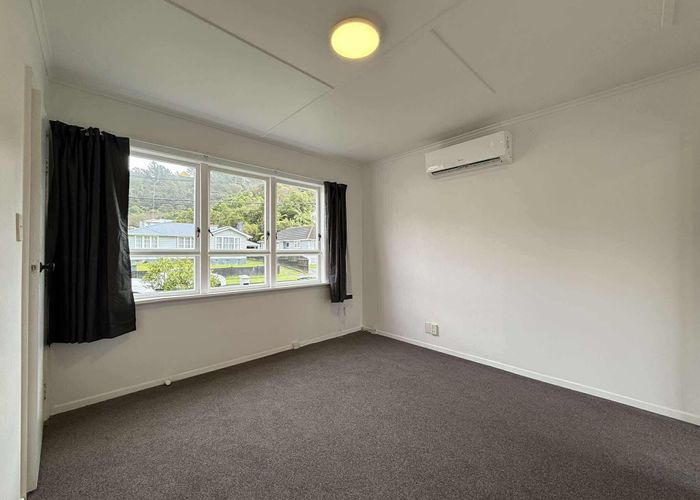  at 7 Wainhouse Street, Stokes Valley, Lower Hutt, Wellington