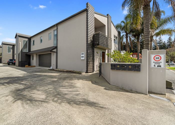 at 15A Charlemont Street, Whitiora, Hamilton, Waikato