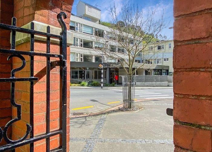  at 005/20 Glenmore Street, Thorndon, Wellington, Wellington