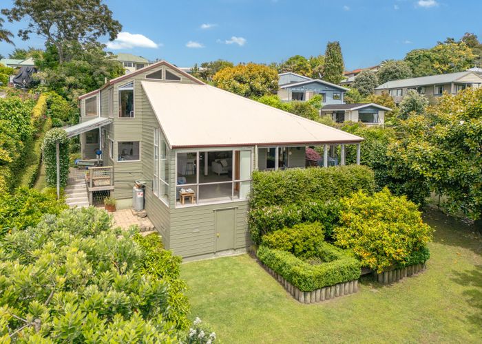  at 12 Waikareao Way, Brookfield, Tauranga