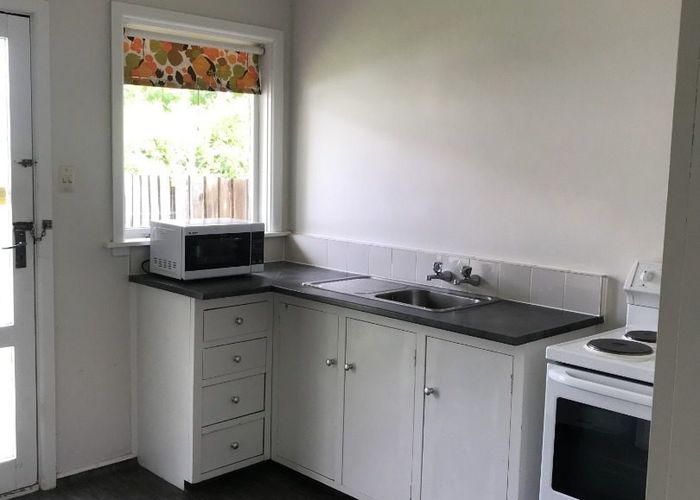  at 2/41 Champion Street, Edgeware, Christchurch City, Canterbury